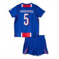 Camiseta Paris Saint-Germain Marquinhos #5 Primera Equipación Replica 2026-27 para niños mangas cortas (+ Pantalones cortos)